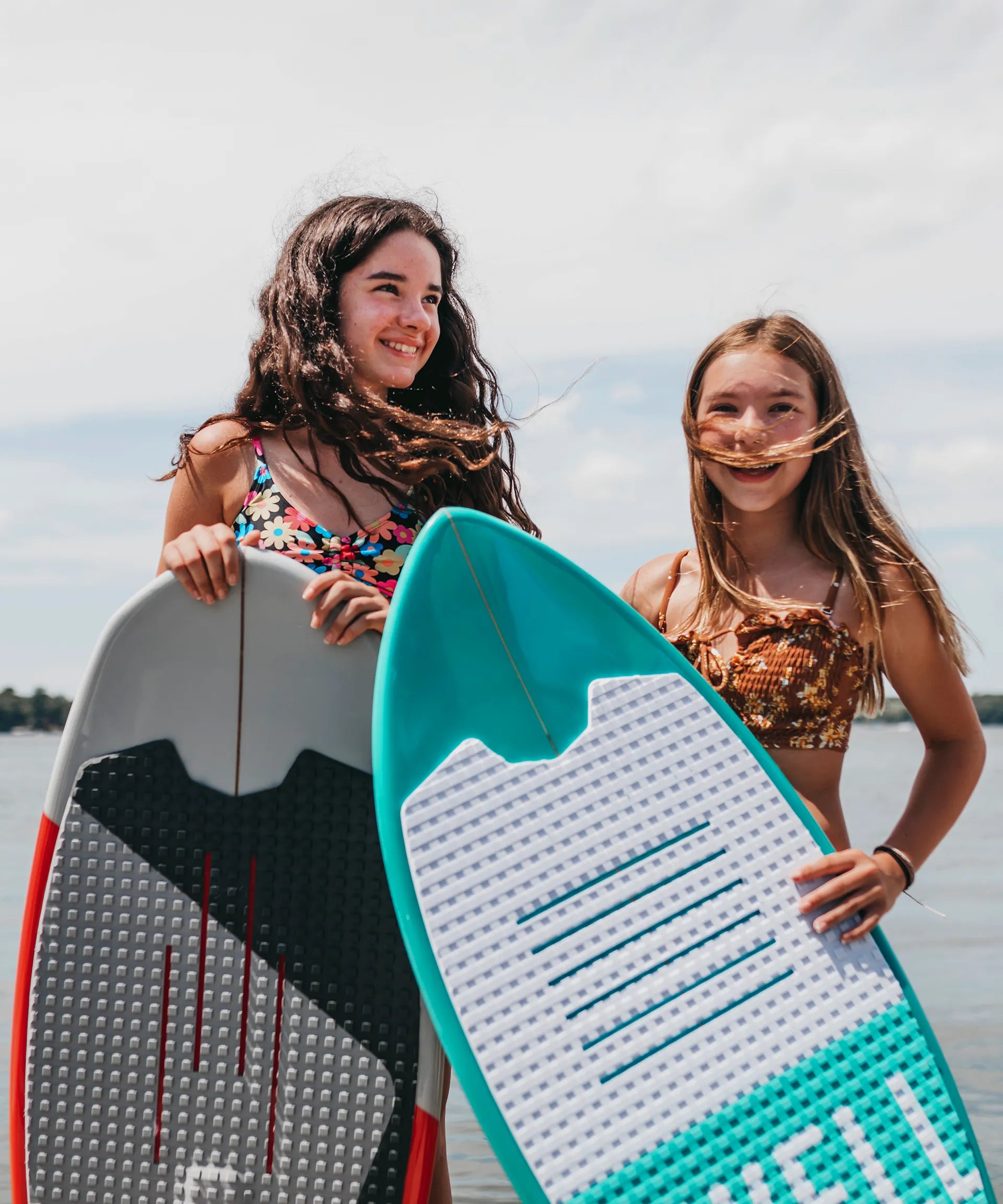 How to Choose a Wakesurf Board for Beginners: 9 Key Factors
