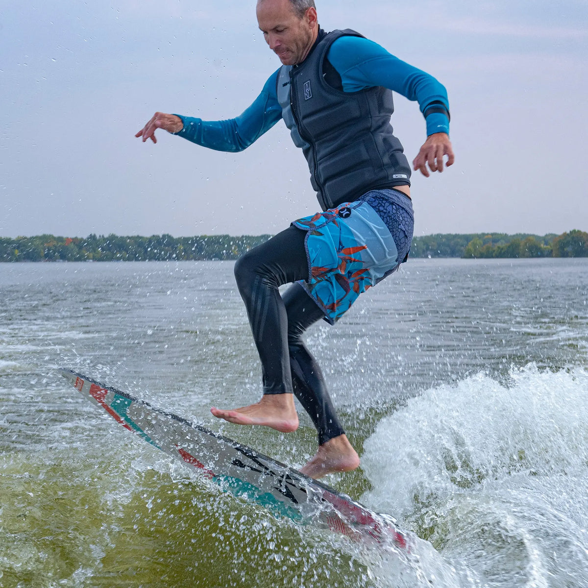 SWELL Wakesurf - Men's Vests - Comp Surf Collection | SWELL Wakesurf